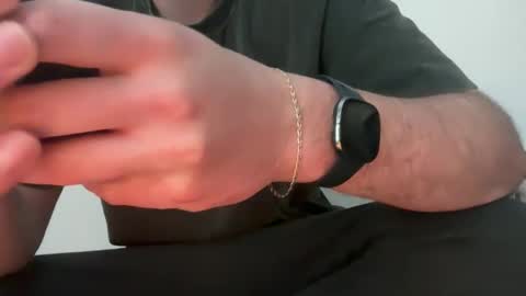 Snapshot of fourelementstrainer chatting on April 7, 2026, 3:29 am fourelementstrainer online show from April 7, 2026, 3:29 am