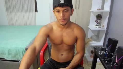 Snapshot of fox_evans chatting on October 22, 2025, 7:57 pm Fox online show from October 22, 2025, 7:57 pm