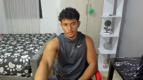 Snapshot of fox_evans chatting on October 29, 2025, 4:26 am Fox online show from October 29, 2025, 4:26 am