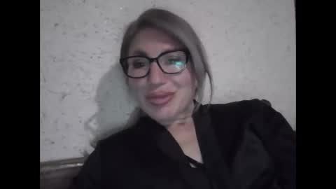 fox_red_lady7 online show from March 24, 2026, 8:47 pm