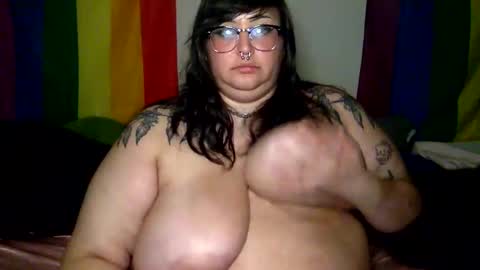 Snapshot of foxdarling96 chatting on September 14, 2025, 4:22 am foxdarling96 online show from September 14, 2025, 4:22 am