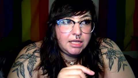 Snapshot of foxdarling96 chatting on September 20, 2025, 3:18 am foxdarling96 online show from September 20, 2025, 3:18 am