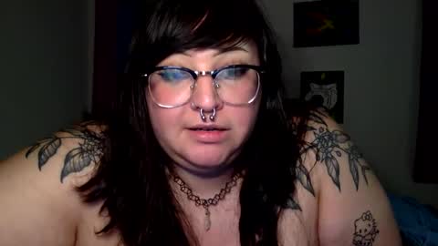 Snapshot of foxdarling96 chatting on October 7, 2025, 2:53 am foxdarling96 online show from October 7, 2025, 2:53 am