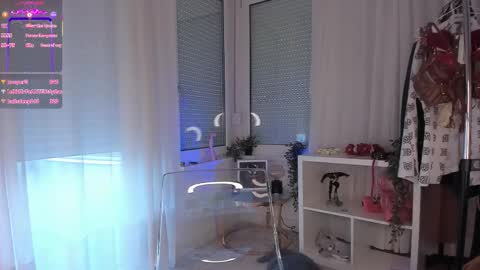 Snapshot of foxe_sailey chatting on October 13, 2025, 7:41 am Fox love you online show from October 13, 2025, 7:41 am