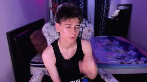 Foxicfu online show from June 14, 2026, 5:37 pm