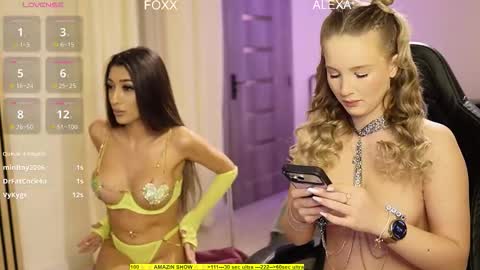 Snapshot of foxx_giirl chatting on January 31, 2026, 7:11 pm Foxx online show from January 31, 2026, 7:11 pm