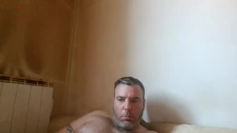 foxxx1982 online show from June 28, 2026, 12:33 pm