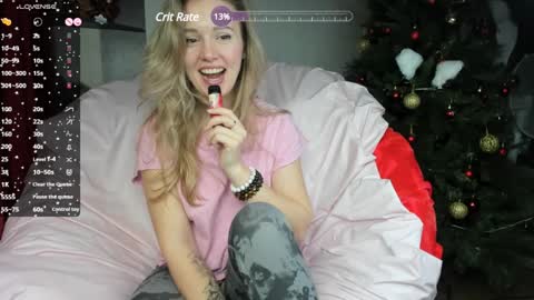Snapshot of foxy_blond chatting on December 19, 2024, 9:29 am Foxy online show from December 19, 2024, 9:29 am