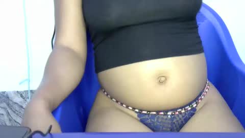 Snapshot of foxy_candy01 chatting on April 15, 2026, 7:15 am foxy_candy01 online show from April 15, 2026, 7:15 am