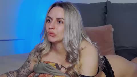 Foxy Kimmi online show from March 19, 2026, 5:00 am