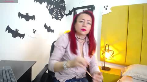 Foxy miilf online show from October 20, 2025, 12:49 pm