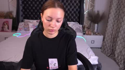 Maya online show from September 23, 2025, 1:36 pm