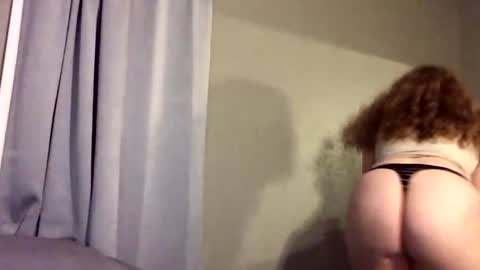 Snapshot of foxyred63 chatting on June 15, 2026, 4:47 am foxyred63 online show from June 15, 2026, 4:47 am