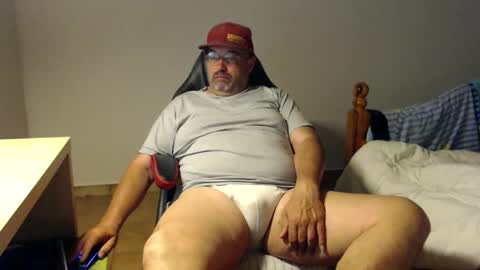 Fraboys online show from April 28, 2026, 3:44 am