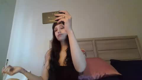 Angel online show from February 2, 2026, 6:06 pm