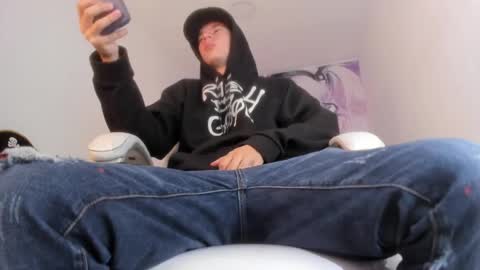 Fran online show from April 1, 2026, 3:29 am