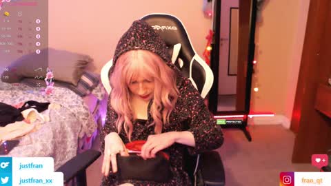 Fran  online show from January 6, 2025, 8:50 pm