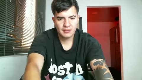 franccesco_699 online show from October 12, 2025, 3:55 pm