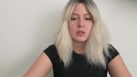 Francesca online show from December 16, 2025, 7:30 pm