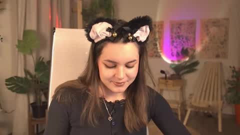 Francesca online show from May 18, 2026, 9:15 am