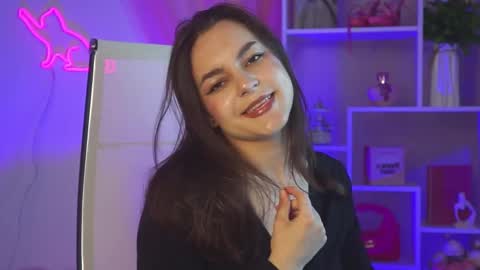 Francesca online show from May 19, 2026, 9:48 am