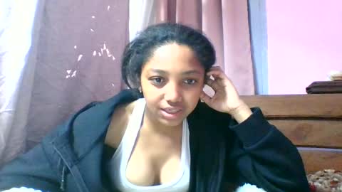 Snapshot of francia333068 chatting on July 6, 2026, 5:26 pm francia333068 online show from July 6, 2026, 5:26 pm