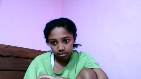 Snapshot of francia333068 chatting on July 14, 2026, 2:05 am francia333068 online show from July 14, 2026, 2:05 am