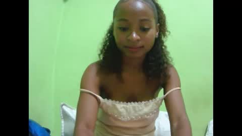 francine925426 online show from April 30, 2026, 10:03 pm