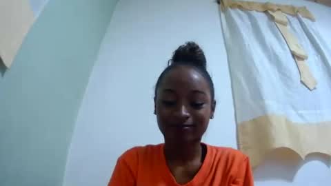 Snapshot of francine925426 chatting on July 26, 2026, 4:14 pm francine925426 online show from July 26, 2026, 4:14 pm