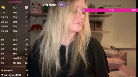 Snapshot of francis_digby chatting on October 3, 2025, 5:32 pm Francis Digby online show from October 3, 2025, 5:32 pm