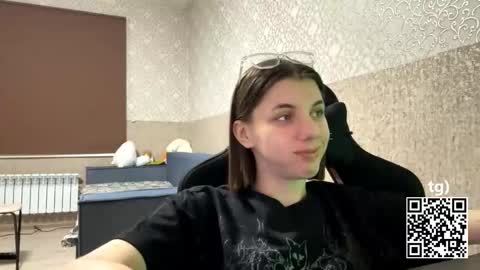 Snapshot of franciscokibodeaux chatting on November 26, 2025, 7:04 pm Melissa online show from November 26, 2025, 7:04 pm