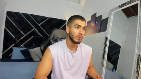 Snapshot of francobanderas1 chatting on November 29, 2025, 11:35 am FRANCO online show from November 29, 2025, 11:35 am