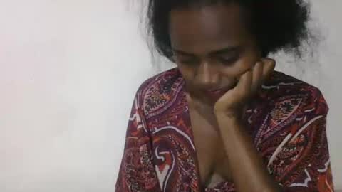 Snapshot of francoisee chatting on April 7, 2026, 7:47 pm Hamie Sexy online show from April 7, 2026, 7:47 pm
