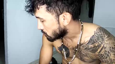 frankdanielsmolano online show from April 27, 2026, 10:08 pm