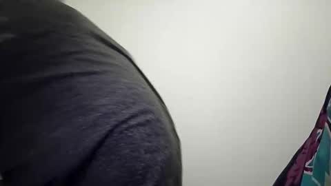 frankdanielsmolano online show from May 4, 2026, 7:21 pm