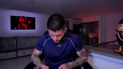 Frank Farrell. Hey remember to give me a thumbs up Ty online show from February 12, 2025, 1:30 am