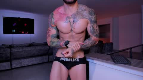 Frank Farrell. Hey remember to give me a thumbs up Ty online show from February 28, 2025, 1:37 am