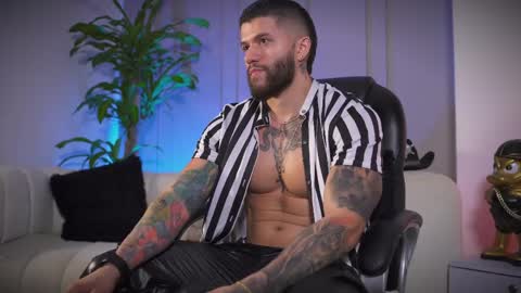 Frank Farrell. Hey remember to give me a thumbs up Ty online show from April 8, 2026, 6:08 pm