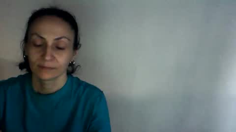 frankieteasing online show from November 21, 2025, 2:05 pm