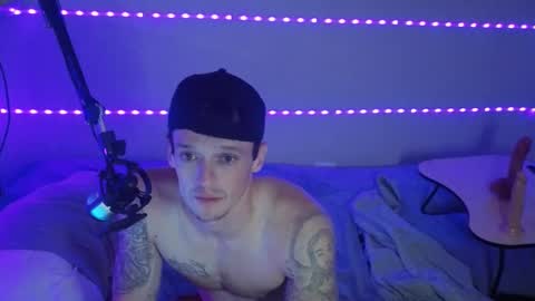 Snapshot of frankoafterdark chatting on September 10, 2025, 7:41 am Franco online show from September 10, 2025, 7:41 am