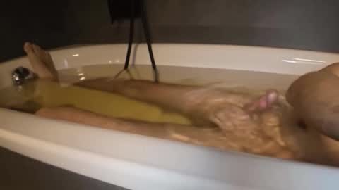 franky84 online show from March 18, 2026, 3:48 pm