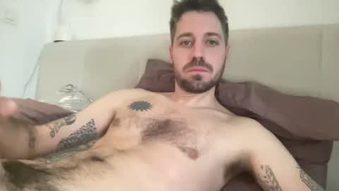 Snapshot of frankybiiig chatting on December 15, 2024, 10:07 am thegoodandbiiig online show from December 15, 2024, 10:07 am