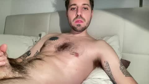 Snapshot of frankybiiig chatting on March 4, 2025, 8:27 pm thegoodandbiiig online show from March 4, 2025, 8:27 pm