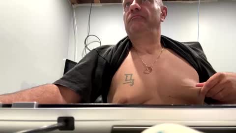Snapshot of frankyjones8989 chatting on October 5, 2025, 3:16 am Frany online show from October 5, 2025, 3:16 am