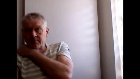 frannkboy61 online show from May 8, 2026, 11:04 am