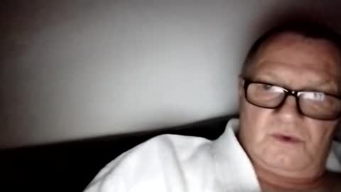 Wolfi online show from December 31, 2024, 5:29 pm