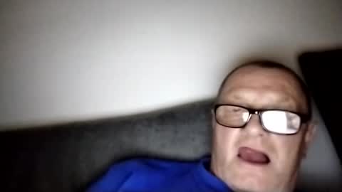 Wolfi online show from March 1, 2025, 7:30 am