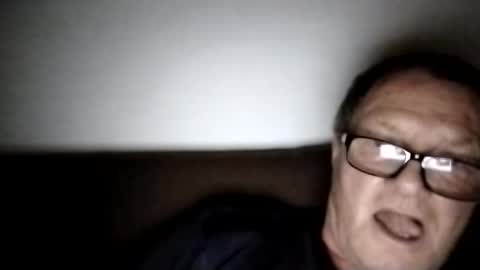 Wolfi online show from November 21, 2025, 9:19 am