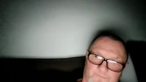 Wolfi online show from March 6, 2026, 5:04 am