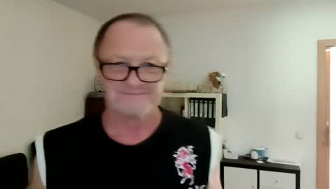 Snapshot of frauenfeind1 chatting on July 31, 2026, 6:57 am Wolfi online show from July 31, 2026, 6:57 am